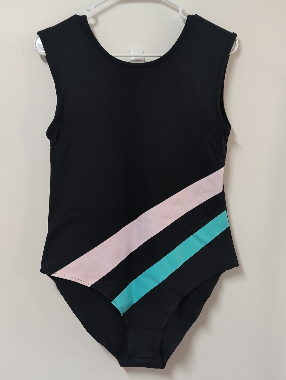 Black Diagonal Colorblock Striped Athletic Leotard Bodysuit